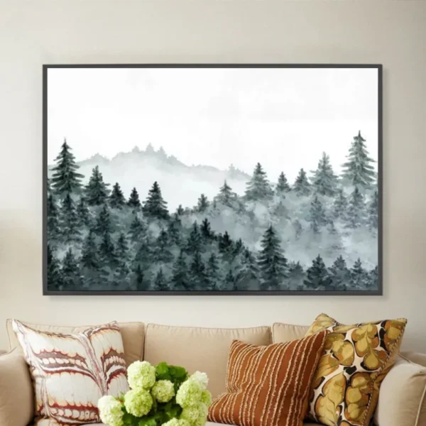Brume sur la forêt de pins-